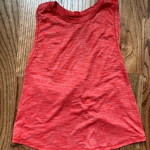 Lululemon crop top